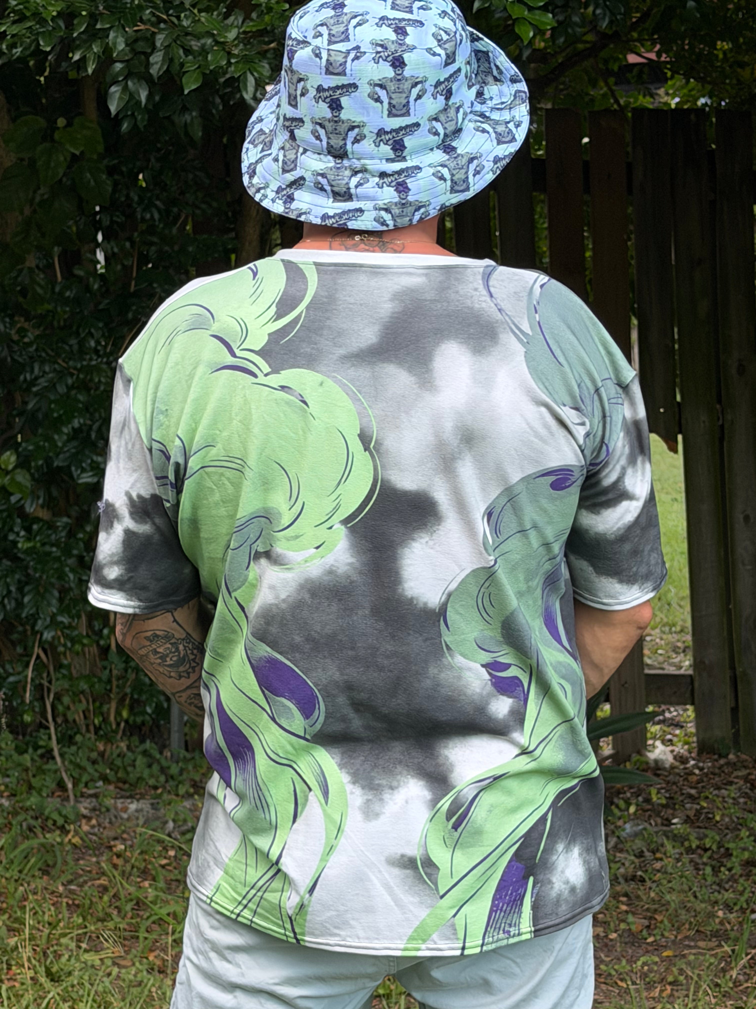 Reversible bucket hat
